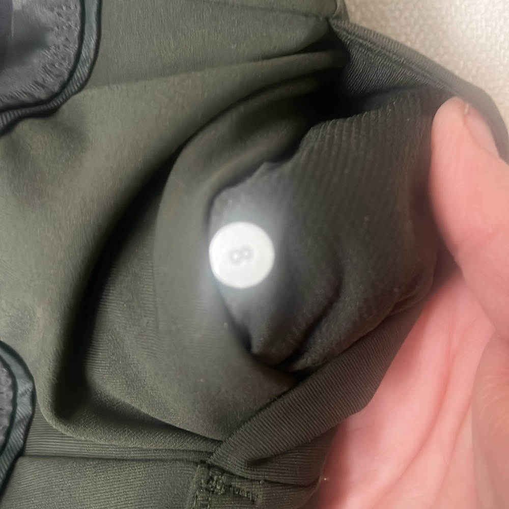Lululemon - Picture 4 of 4